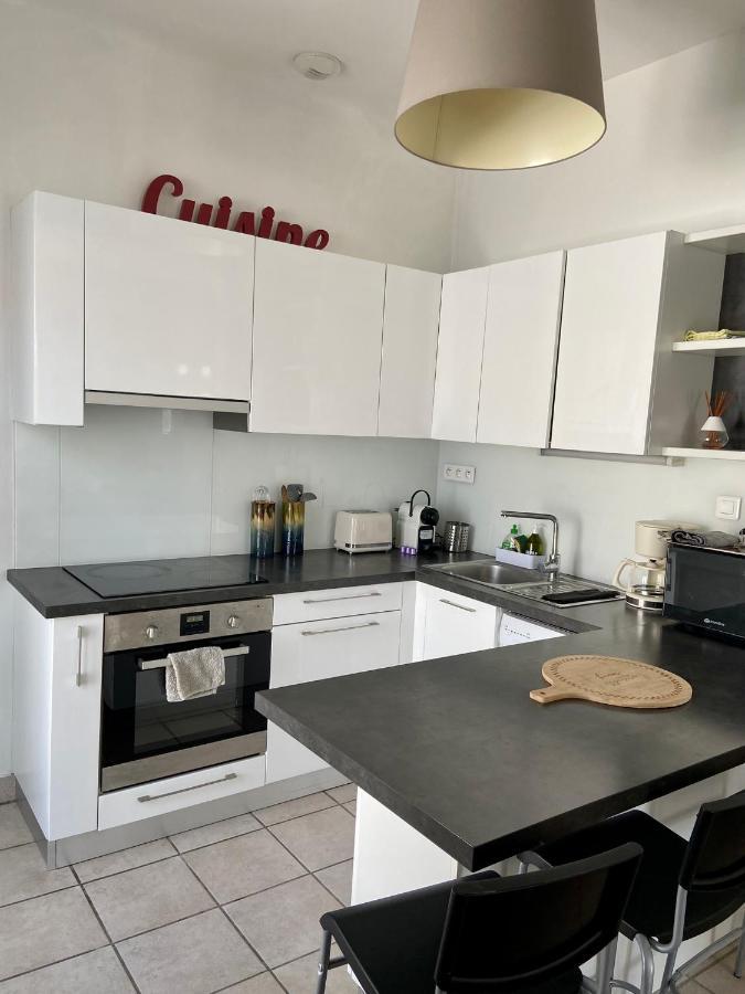 Agreable Maison De Ville Avec Une Belle Terrasse Anglet Exterior foto